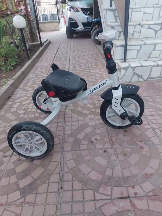 Колело триколка lorelli speedy