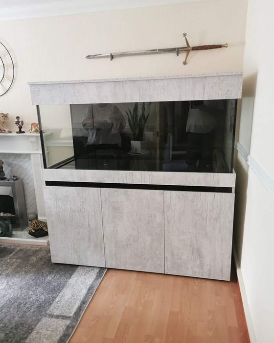 Akvarium yasab berabiz