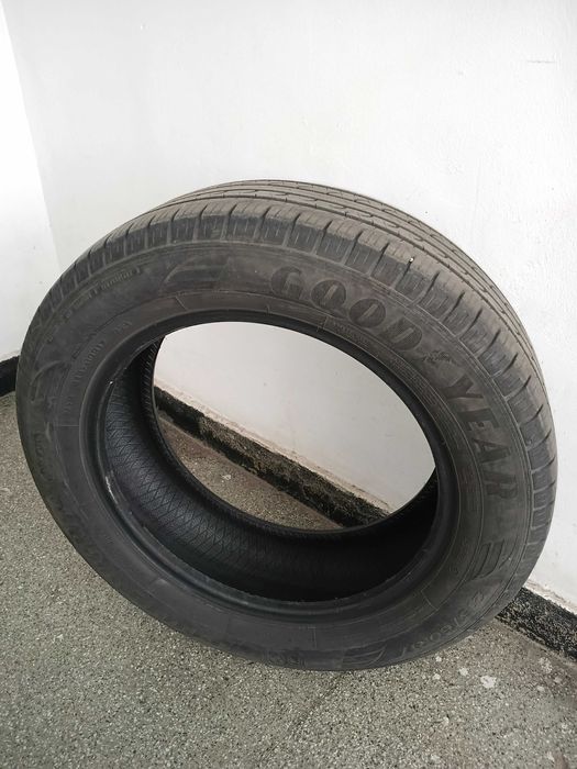 Летни гуми за джип/ SUV Goodyear 215/60 R17 - 4 бр.