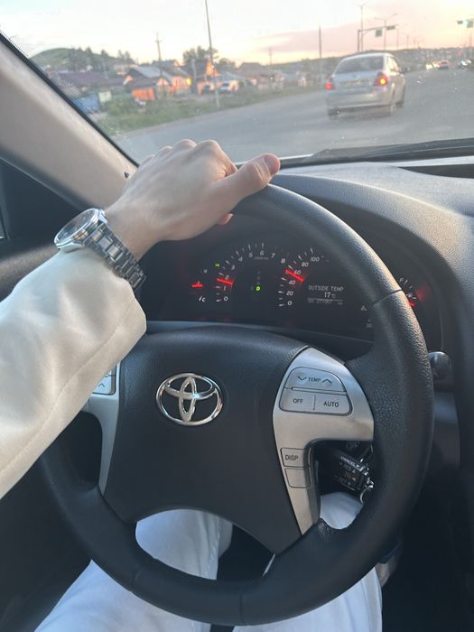 Продам Toyota Camry 40