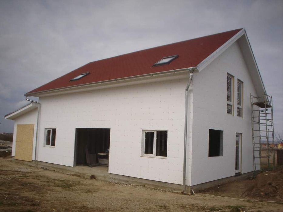 Vand containere stil casute din panouri sandwich 6.5*4.3m