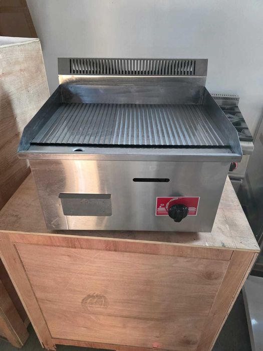 Grill striat pe gaz GPL nou cu factura,transport inclus