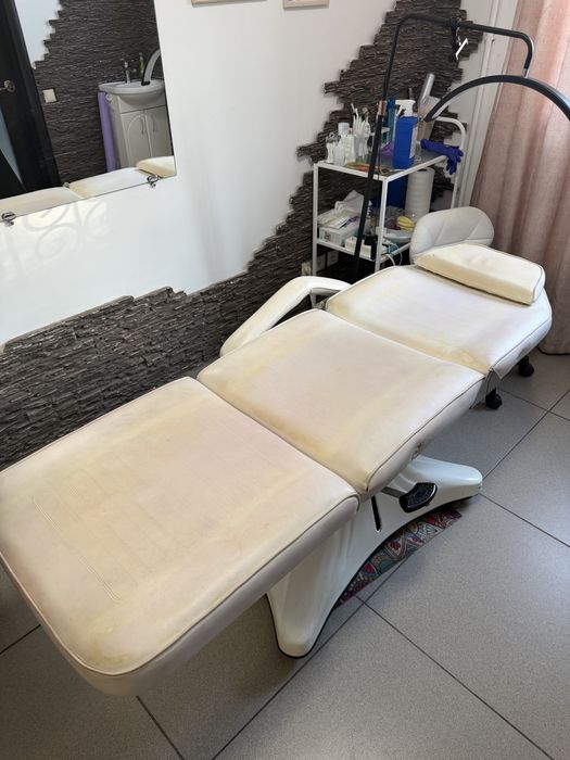 Кушетка выдерживает до 200 кг