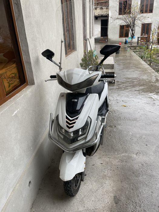 Skuter to’klik AQE