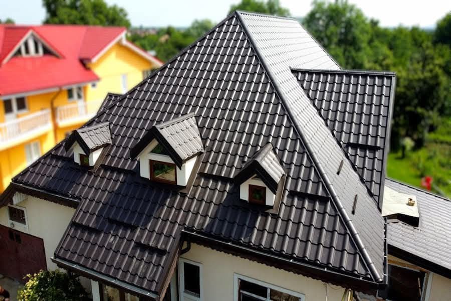 Reparații acoperișuri orice fel de reparații acoperișuri dulgherie vopsire