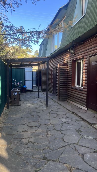 Продам гостевой дом в центре Борового