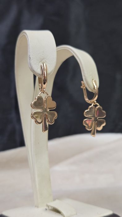 Серьги из красного золото