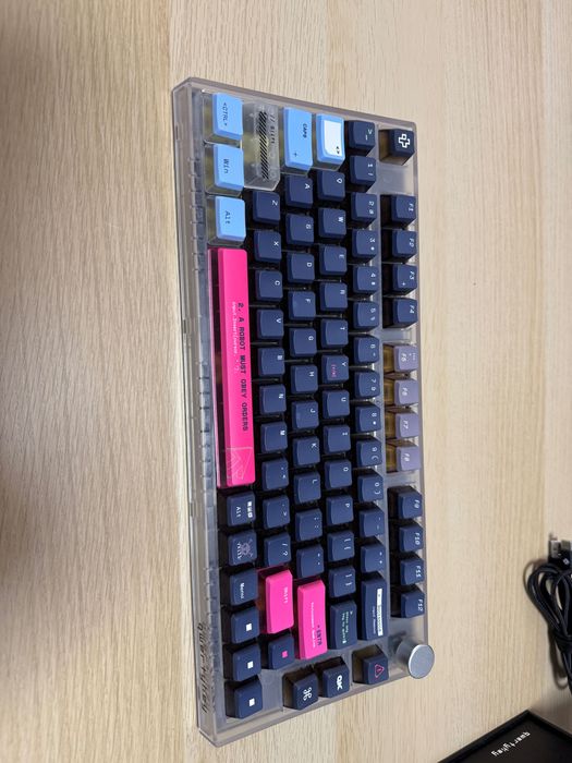 Tastatura Qwertykey 75