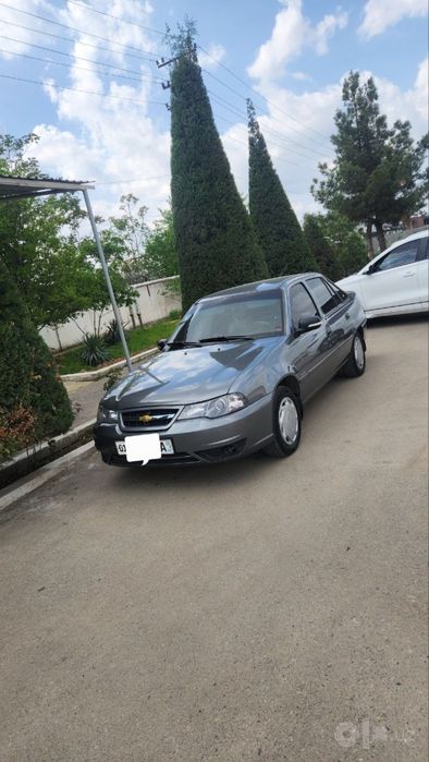 Srochna nexia 2 dons sotiladi holati yaxshi narhi 5500$