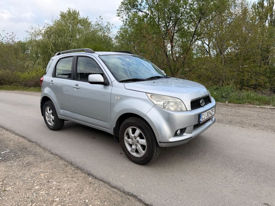 Vand Daihatsu Terios. 4X4. Fara rugina.