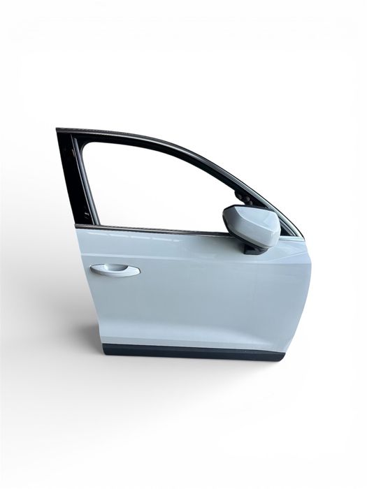 Предна дясна врата Audi Q3 83A 2021 година