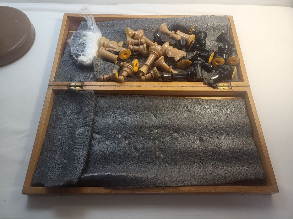 #5 Стар дървен шах и табла