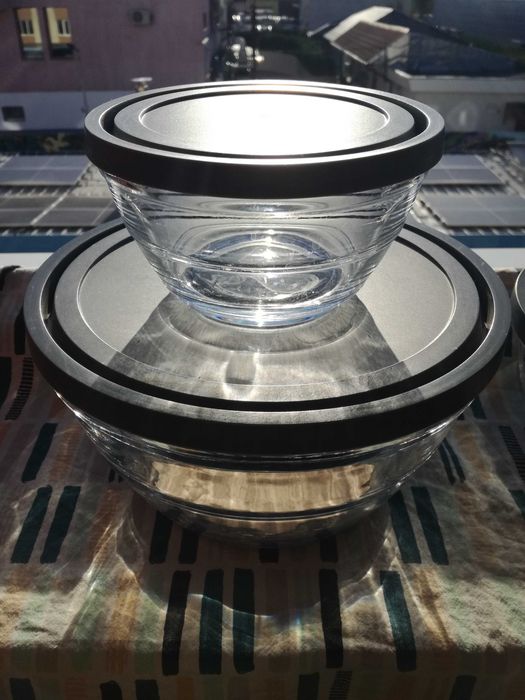 Set de 5 Boluri din Sticla cu capac din plastic +++ Inchidere ermetica +++ CADOU