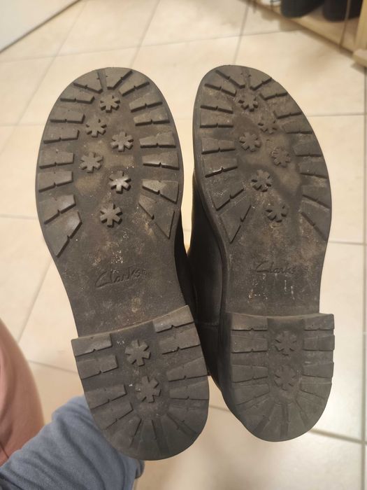 Боти Clarks и Skechers