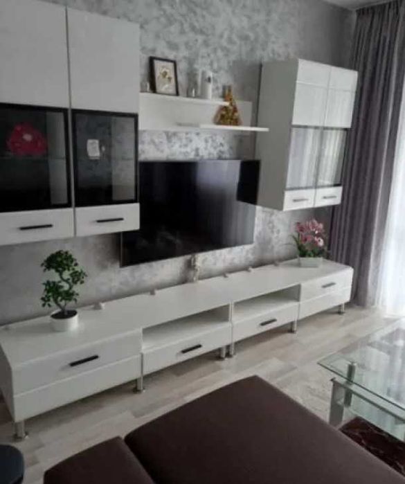 Дава се под наем Двустаен апартамент в Пловдив, Младежки Хълм - 65 кв.м за 300.9 € - Снимка #2