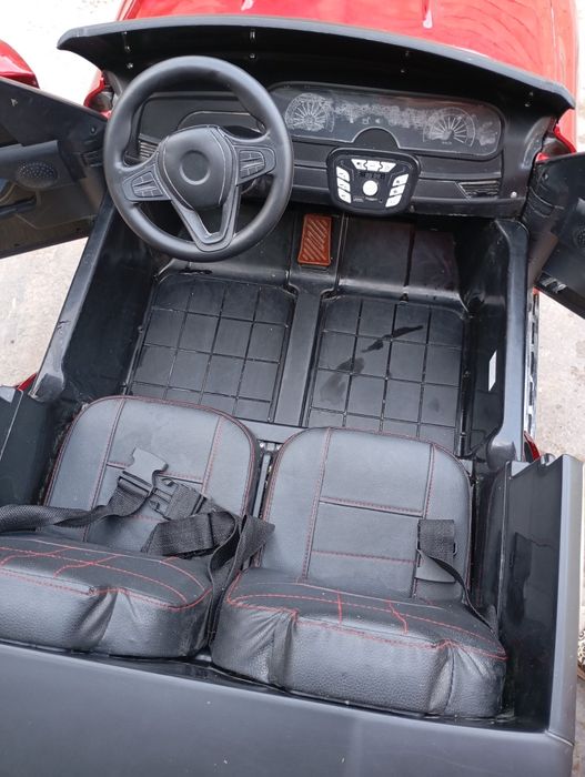 Bolalar elektr mashinasi sotiladi