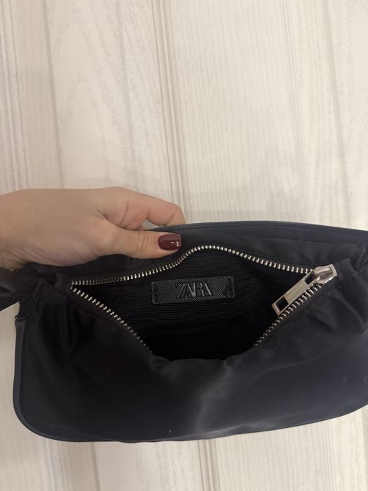 Малка чанта zara