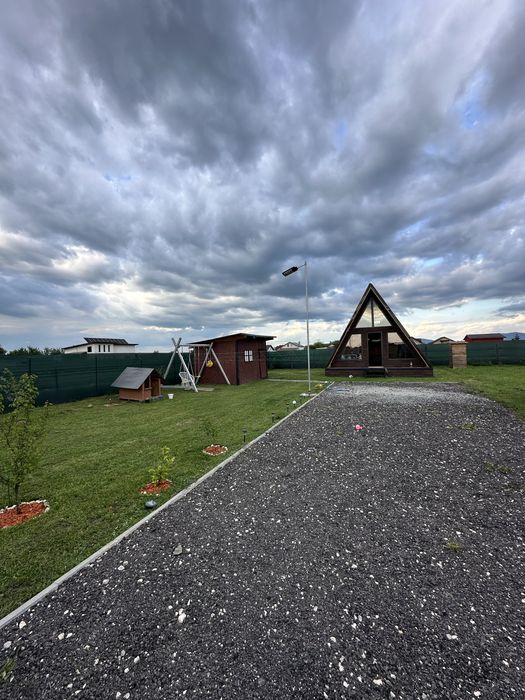 Teren cu cabana A frame
