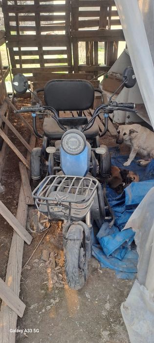 Электроскутер бу срочно продам