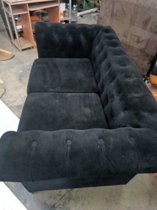 Canapea fixa 2 persoane Chesterfield stofa neagra