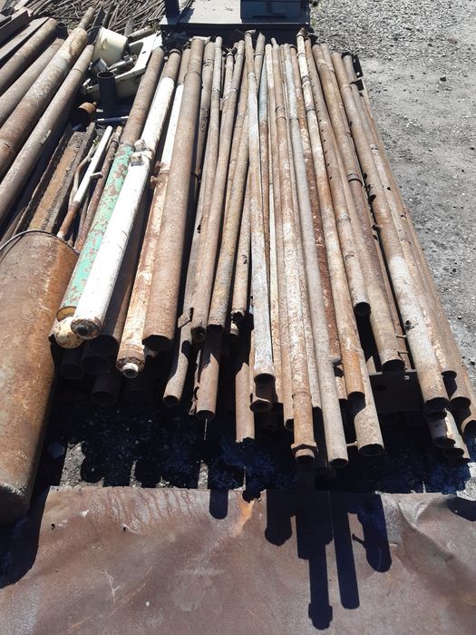 Продам уголок и трубы