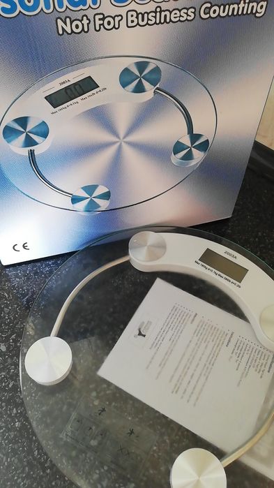 Весы напольный электроные