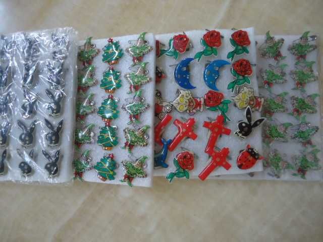 светещи значки различни модели