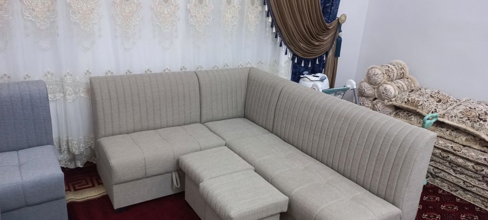 Уголоклар  сотилади