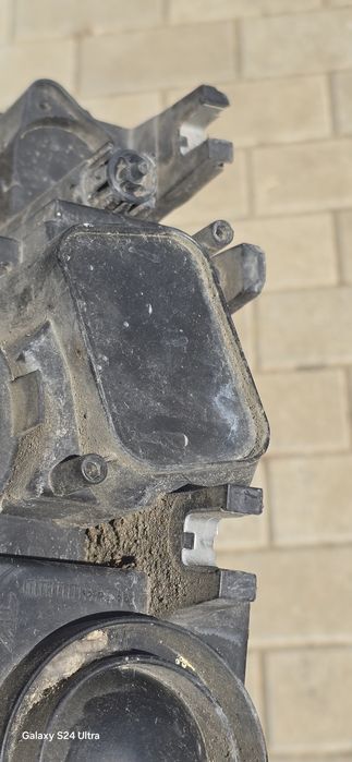 Far stanga audi a4 2010-2011