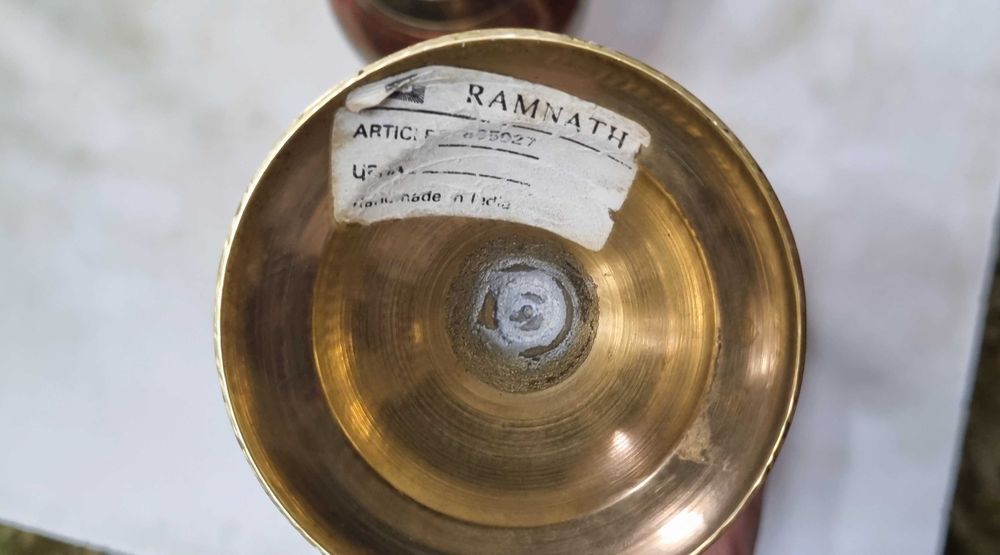 Кувшины индийские конца прошлого века. Цена 400000.