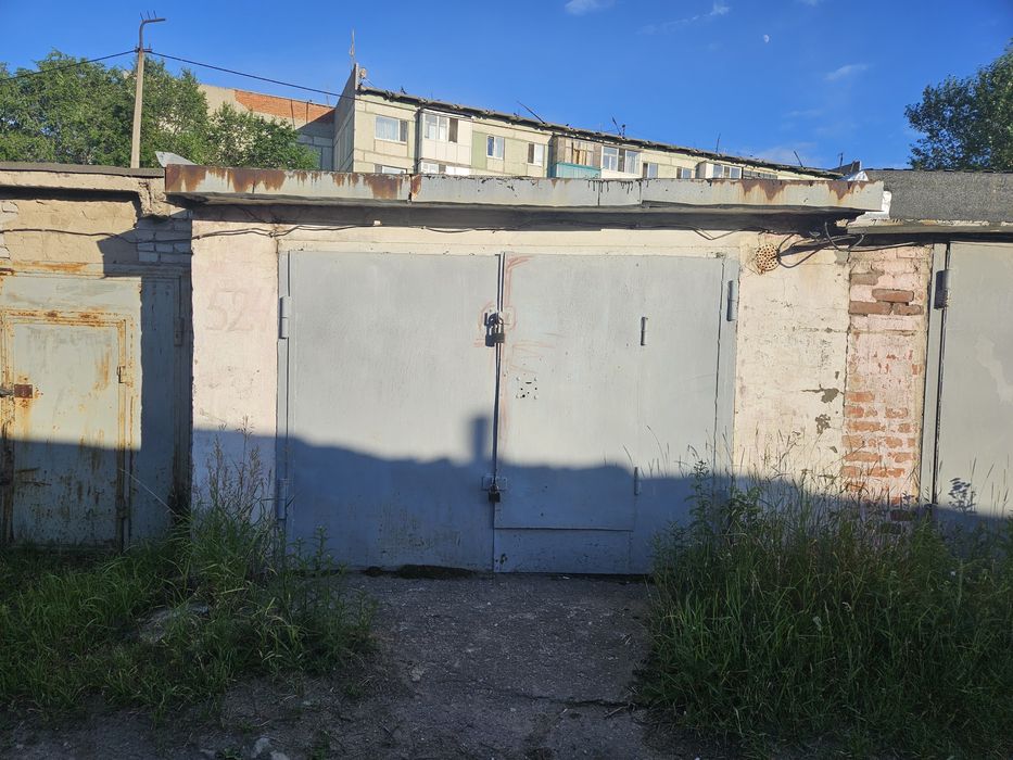 Продается гараж ДК Строитель