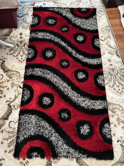 Vand set covoare superbe noi