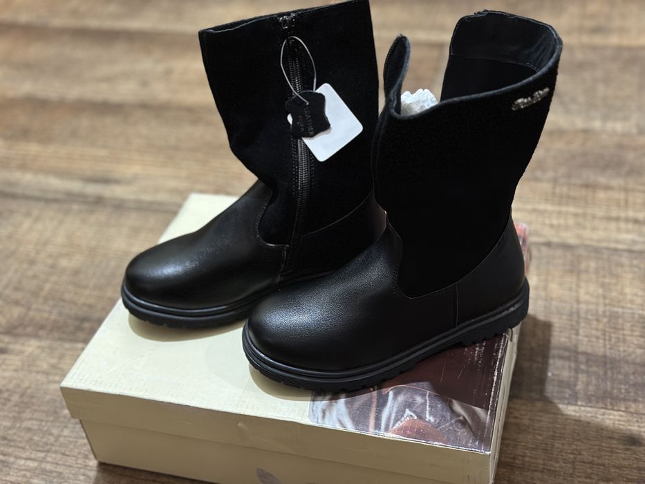 Демисезонные сапоги для девочки