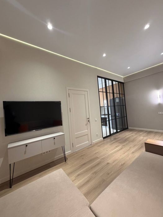 Продам квартиру Ялангач 2/4/7 новостройка жк«уют»