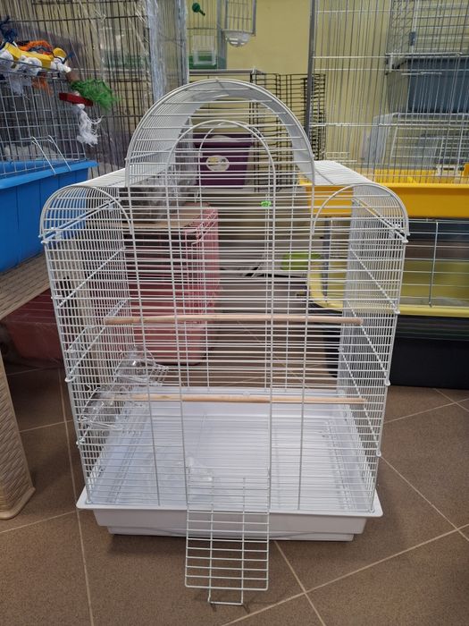 Нова Клетка за птици-70/47/36.папагали/корела/монах
Комплекта включва: