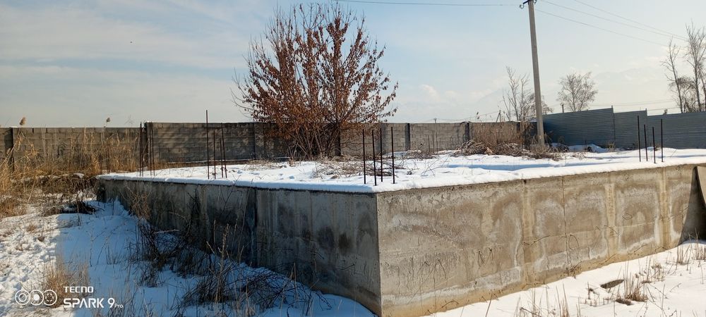 Прадажа недвижимость земля