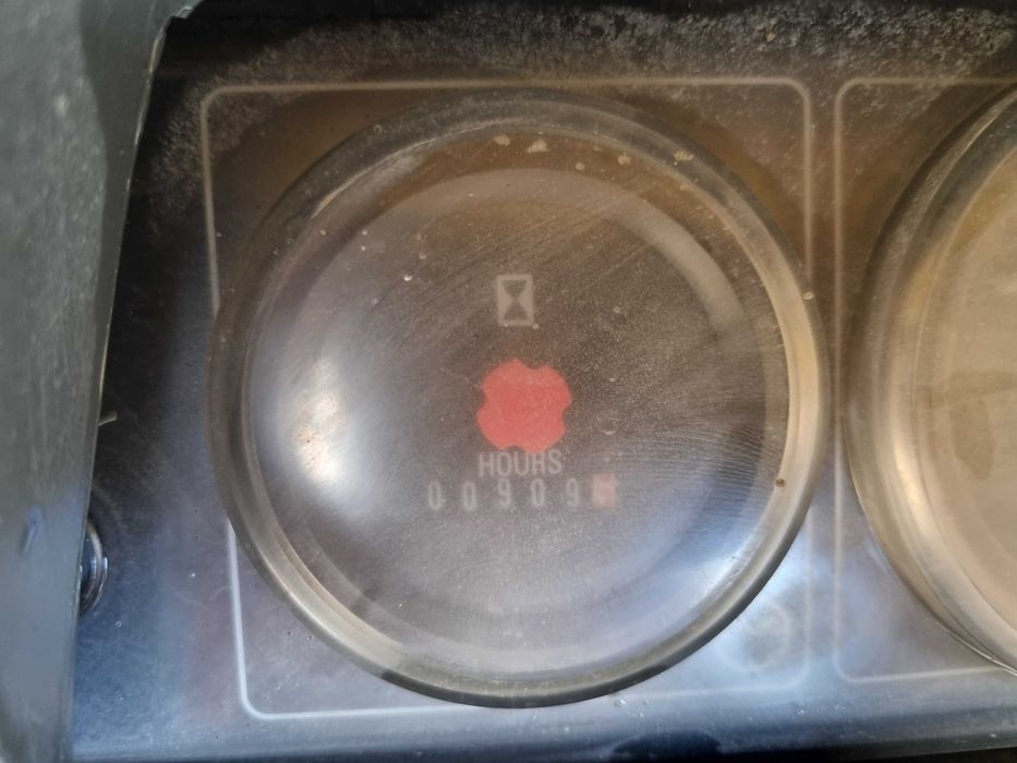 Compresor Atlas Copco XAS 87 si instalatie de sablare cu nisip