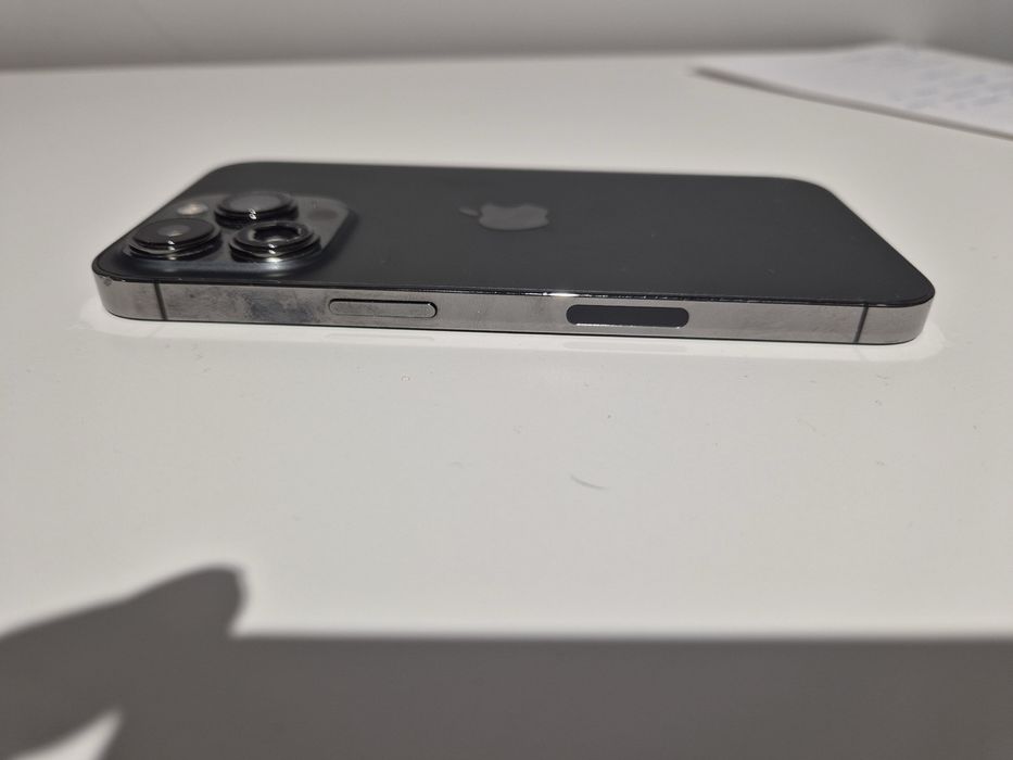 Iphone 13 pro , samsung s24