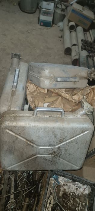 Канистраы  дюралюминовые