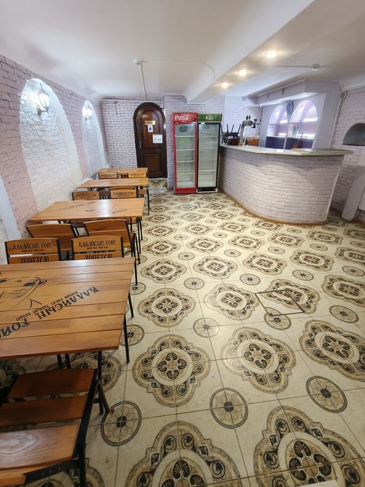 Продаём кафе-магазин по пр. Республики