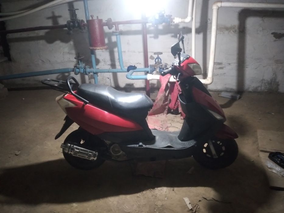 Скутор 80кубов на беньзине