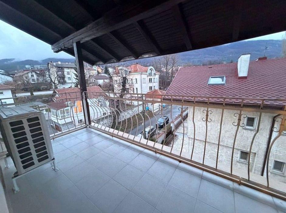 Дава се под наем Етаж от къща в София, Драгалевци - 139 кв.м за 697.17 € - Снимка #7