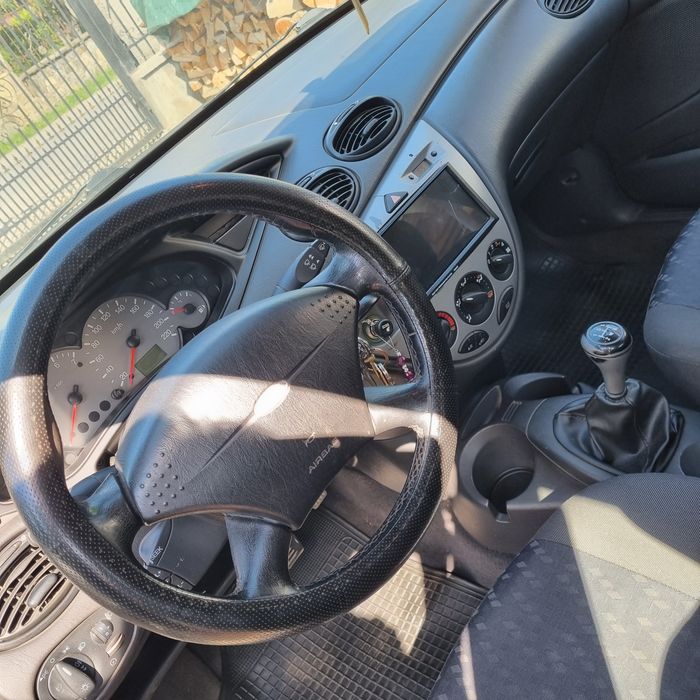 FORD Focus 2001 — imagine 5