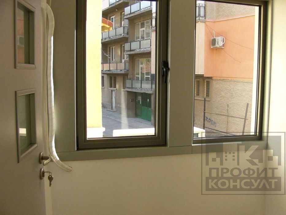 Продава се Магазин в Велико Търново, Център - 65 кв.м за 1493 €/кв.м - Снимка #5