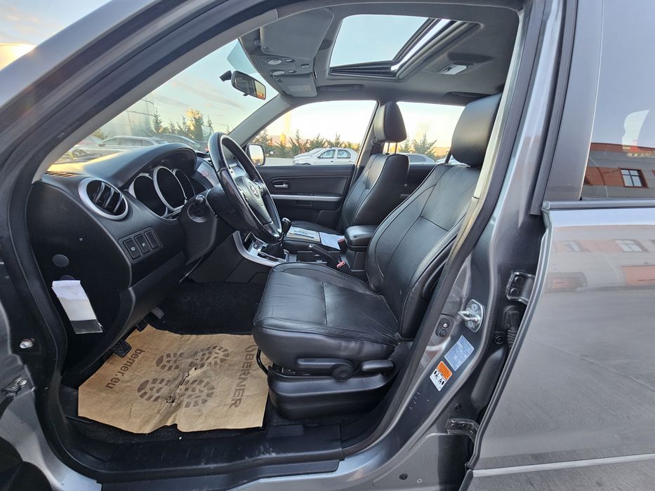 Suzuki grand vitara,1.9Diesel,Limited,Clima,Xenon,Trapa,Posibil rate *