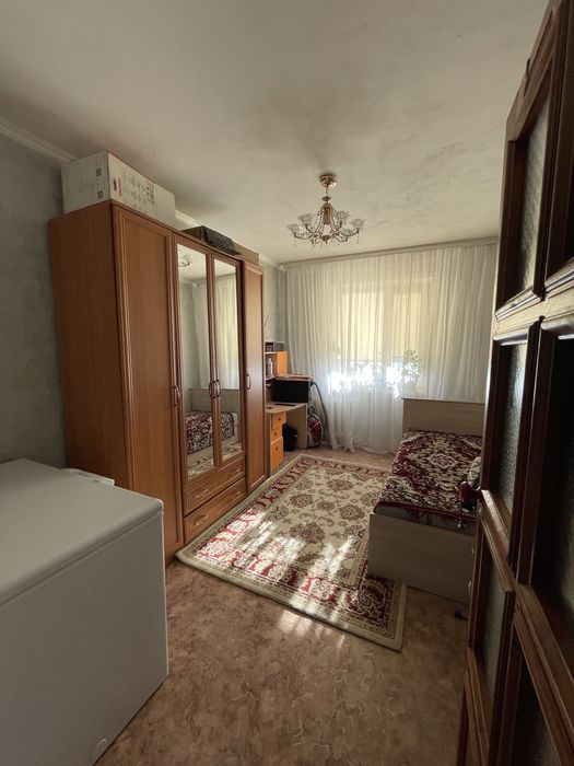 Продам 4-х комнатную квартиру