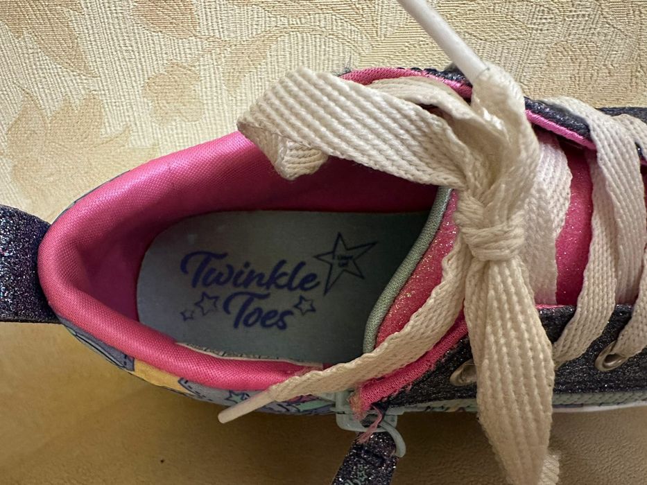 Детские кроссы / кеды на девочку Skechers