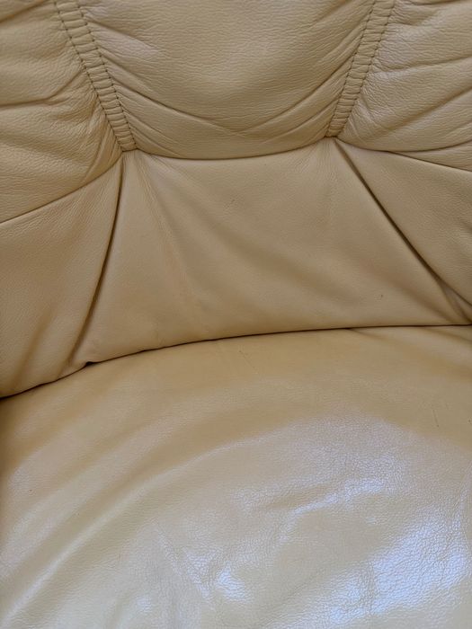 Кожени кресла, скандинавски стил