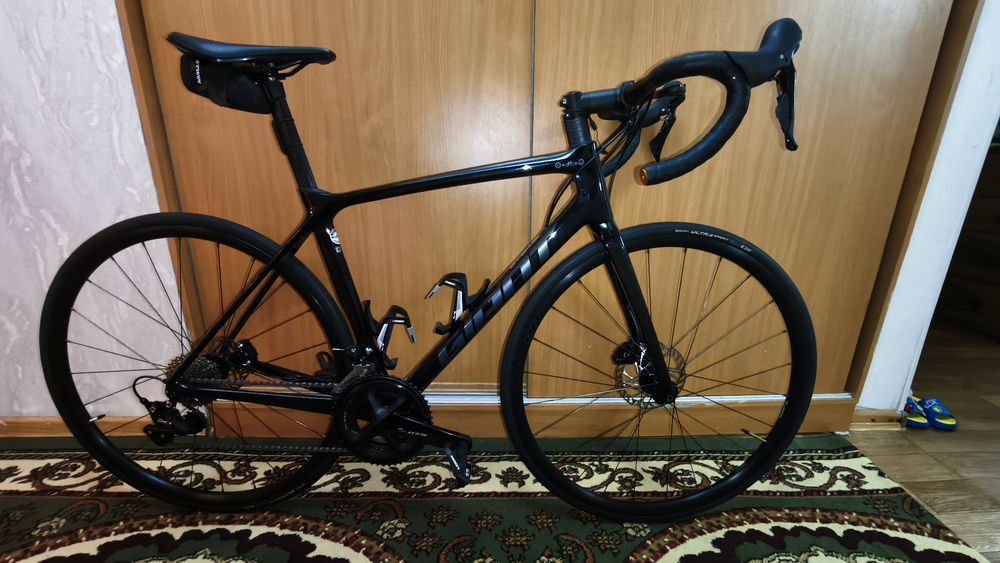 Продам Giant TCR advanced