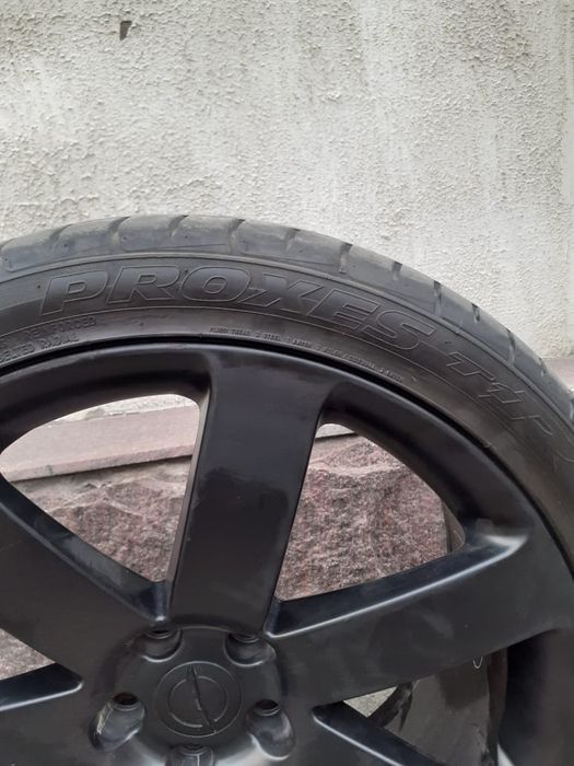 Комплект резины  r 20